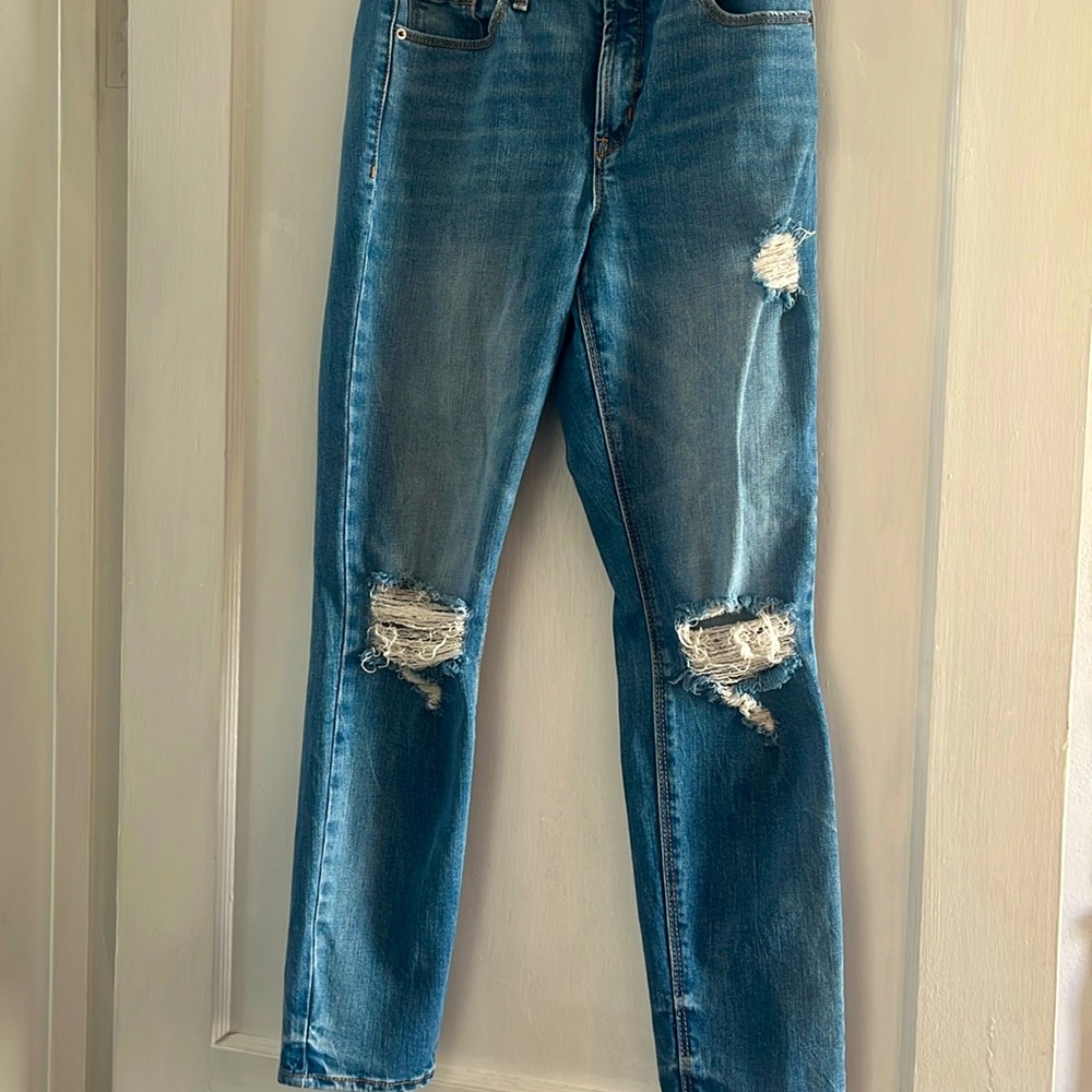 Old Navy Power Straight high-rise jeans ￼